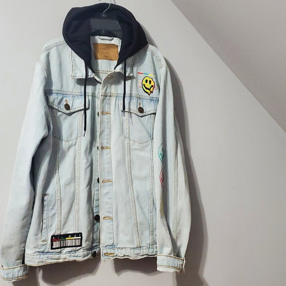 Rue 21 Denim jean Jacket With Sweatshirt Hoodie size Large Drip All Day